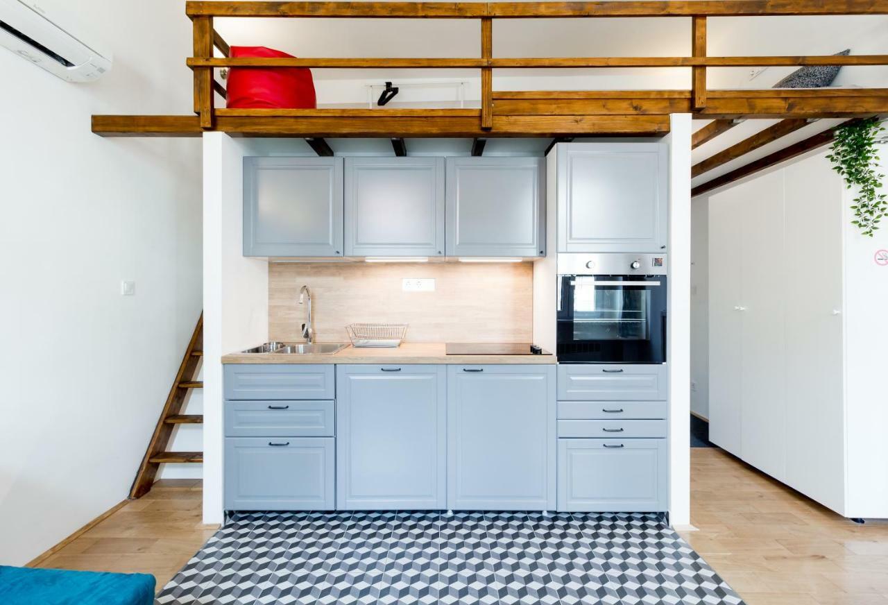 Flexible Selfcheckins 13 & 14 - Le Petit & Le Grand Zagreb - Centre - New - Apartments Repinc Экстерьер фото